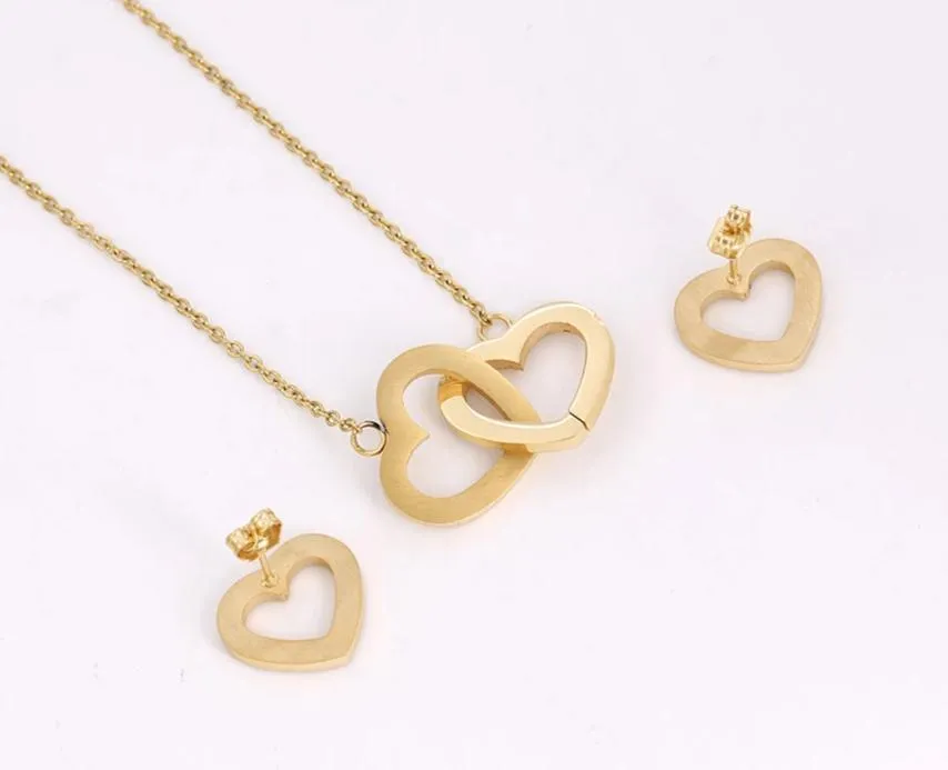 24k gold plated Interlocking Hearts Necklace Set