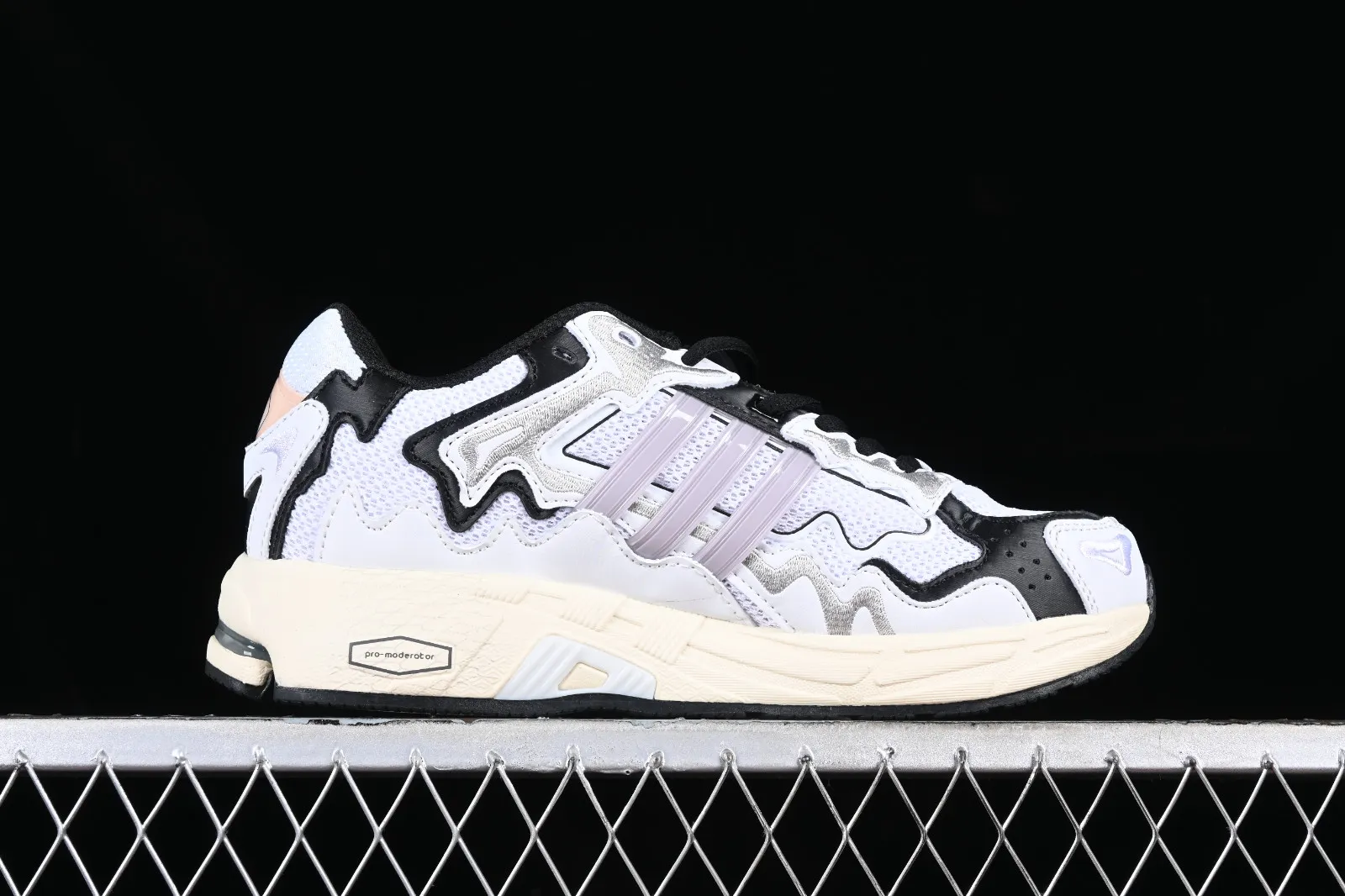 Adidas Originals Response CL Cloud White Pink Core Black GY0105