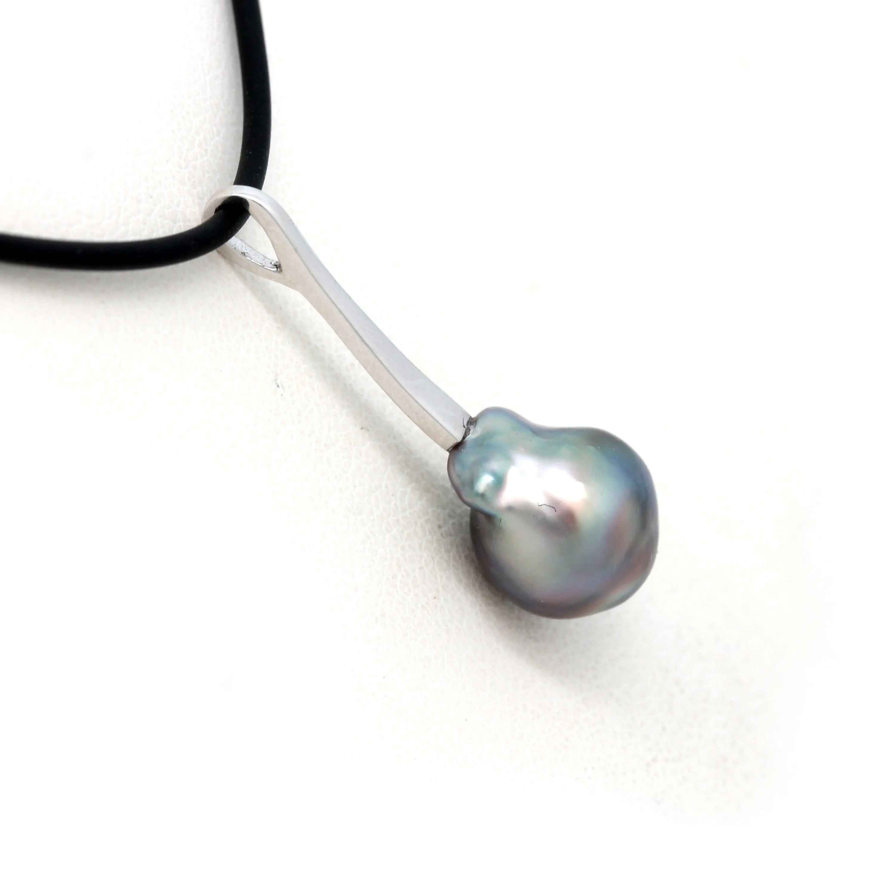 Longhi 14K White Gold Pendant with Cortez Pearl