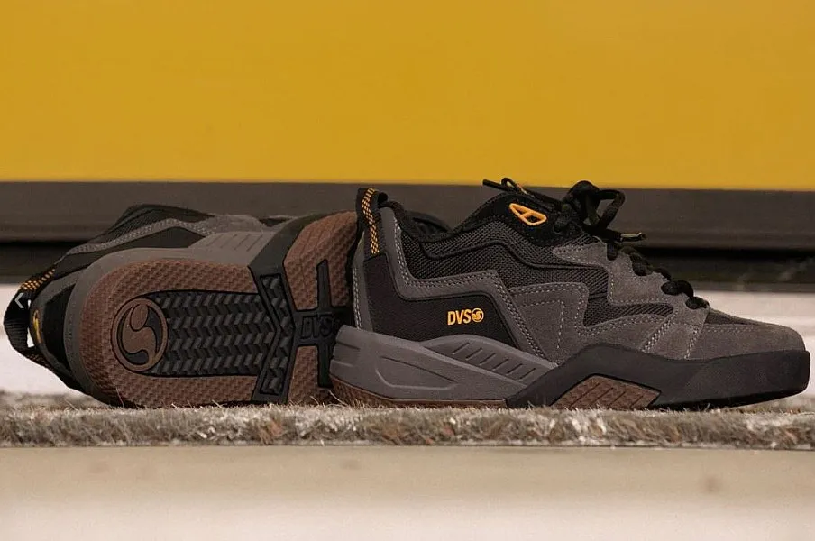 shoes DVS Devious 2.0 - Charcoal/Black/Goldenrod/Suede - men´s