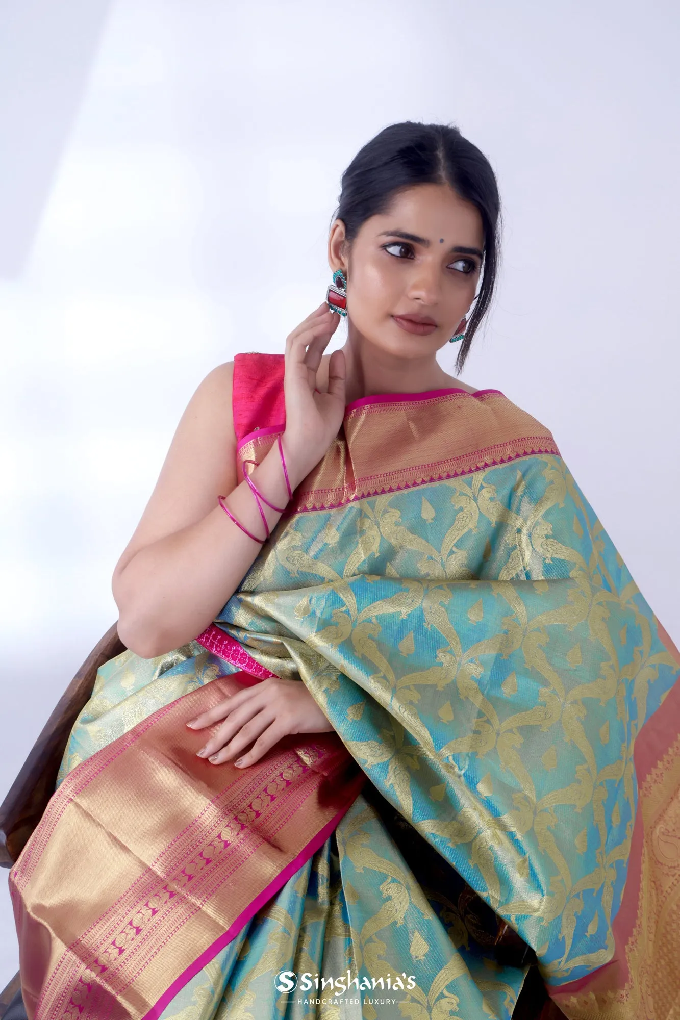 Steel Blue Dual Tone Kanjivaram Saree Peacock Weave