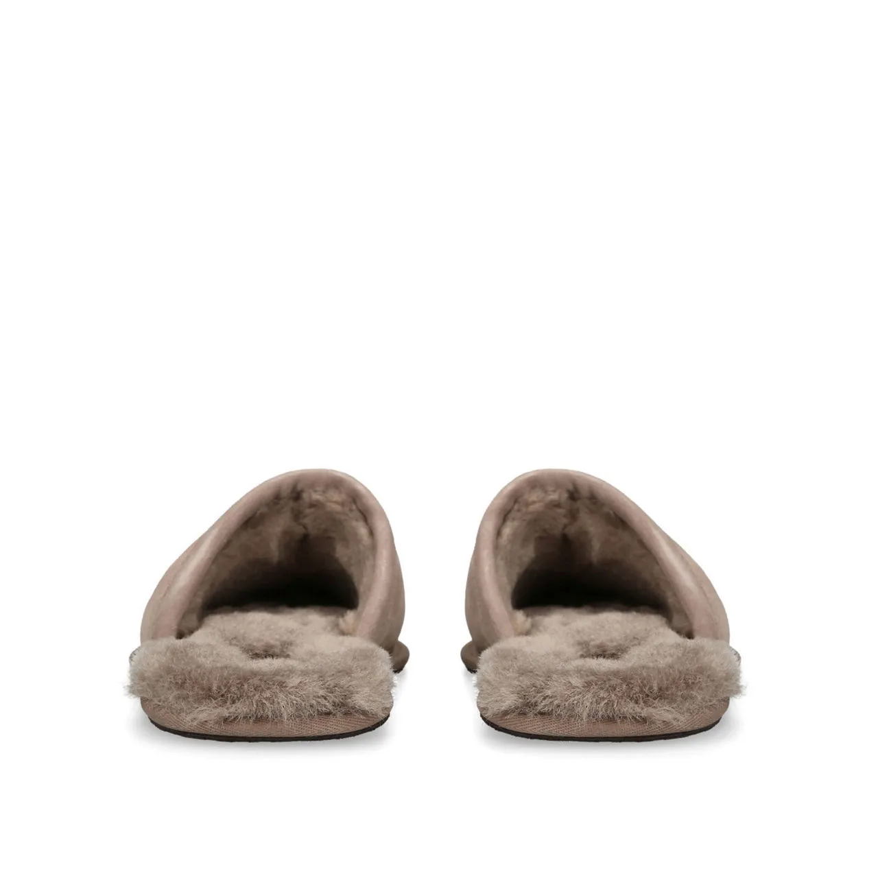 UGG Scuff Slippers - Brown